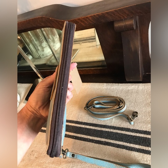 NWT Bed Stu TEMPLETON II Crossbody Wallet Wristlet Baby Blue Oats Rustic $185 - Picture 7 of 16